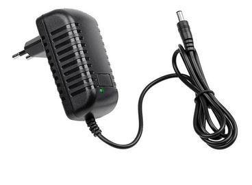 C.A. de pouco peso à frequência do adaptador 50-60Hz da fonte de alimentação de DC Com poder 6W