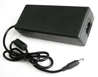 Adaptador 12-300W do poder do diodo emissor de luz de ETL SAA 12V 5A potência de saída com frequência 50-60HZ