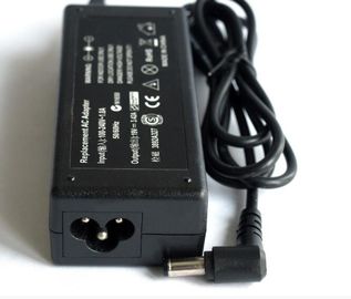 fonte de alimentação do portátil da substituição de 19V 1.58A, adaptador da alimentação de DC da C.A. de 5.5*1.7mm para Acer