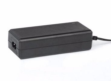 C.A. ao adaptador plástico do ABS do carregador da fonte de alimentação de DC 12v 2.5a para o monitor da máquina da posição