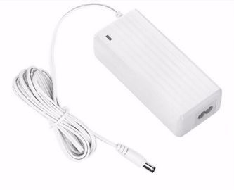 O volt de pouco peso 5amp do adaptador 12 do poder do Desktop para a câmara web/conduziu a fonte de alimentação clara da tira