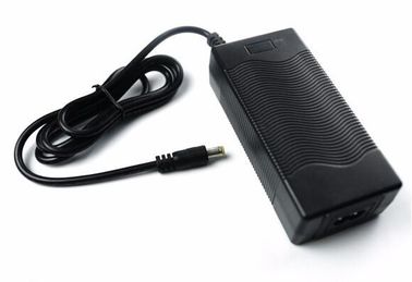 Adaptador portátil preto da fonte de alimentação do interruptor do adaptador do poder da C.C. da C.A./240 watts
