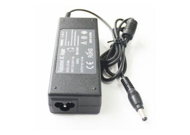 Carregador da fonte de alimentação do portátil da substituição do FCC de Rohs para Toshiba, proteção de SCP OVP