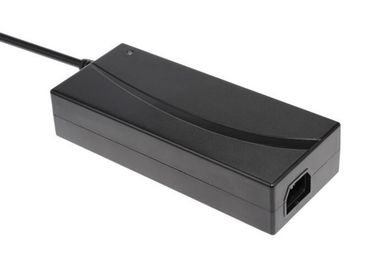 adaptador 50-60Hz da alimentação de DC da C.A. de 24V 5A para tiras do diodo emissor de luz do CCTV, 3 anos de garantia