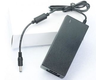 C.A. da montagem da parede à fonte de alimentação do adaptador do poder da C.C. 12v para a câmera do Cctv/tiras conduzidas