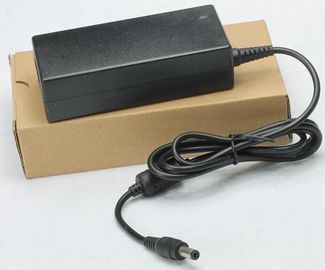 as fontes de alimentação do CCTV de 12V 5A, C.C. da C.A. conduziram o carregador da fonte de alimentação transformador de 60 watts