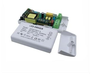 1A 1000mA 12W à tensão 15w constante conduziu o FCC de Rohs do CE do motorista 12v marcado