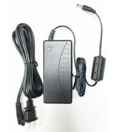 Carregador de bateria da fonte de alimentação da parede do plástico 12V 2.5A do ABS, transformador conduzido das tiras
